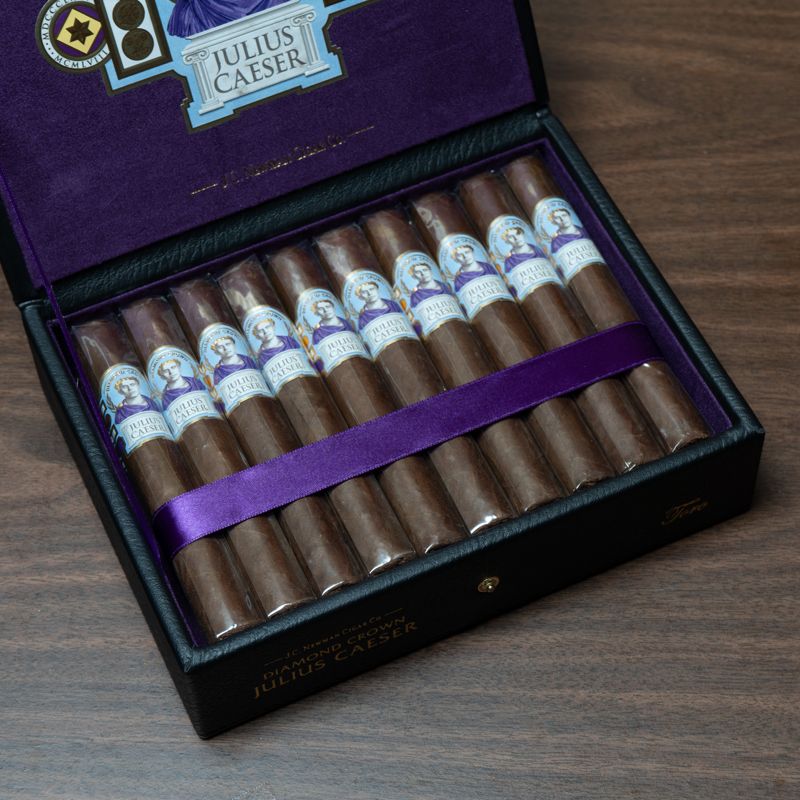 Diamond Crown Julius Caeser Corona (bx/20)