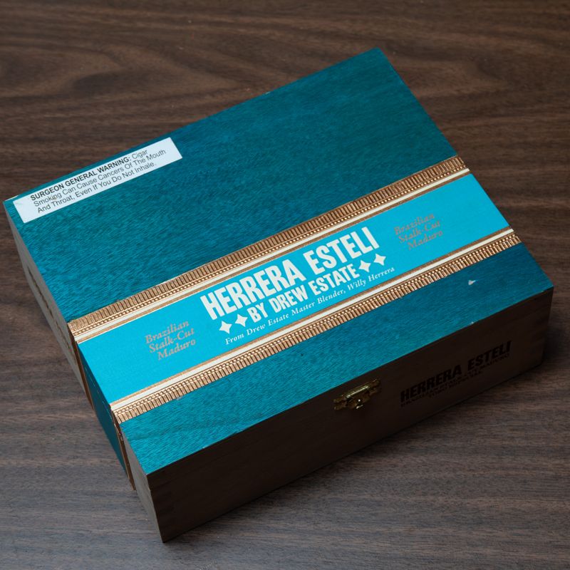 Herrera Esteli Brazilian Maduro by Drew Estate Robusto Grande (pk/5)