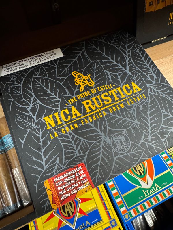 Nica Rustica Broadleaf by Drew Estate Short 50x5 (pk/5)