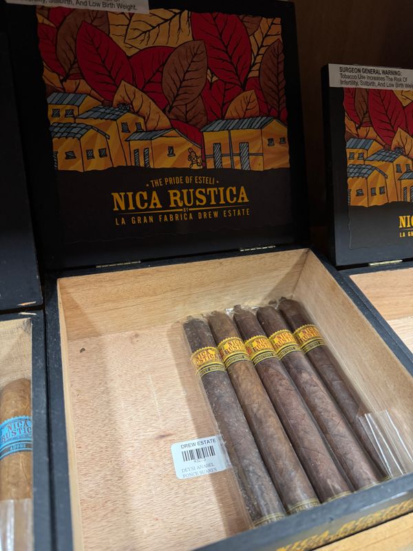Nica Rustica Broadleaf by Drew Estate Short 50x5 (pk/5)
