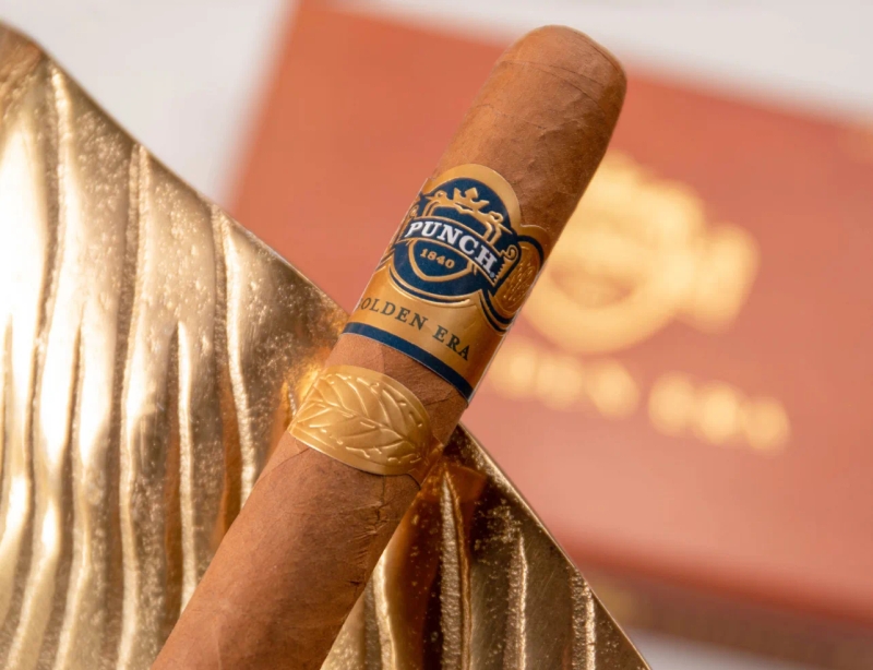 Punch Golden Era Robusto (pk/5)