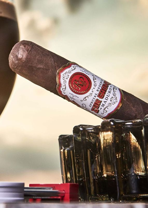 Rocky Patel Sun Grown Maduro Sixty (pk/5)