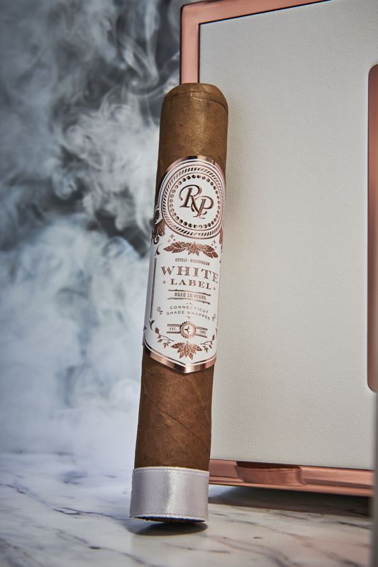 Rocky Patel White Label Sixty (bx/20)