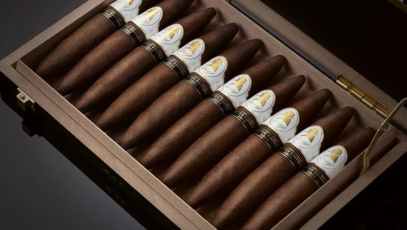 Davidoff Winston Churchill Petit Corona (bx/20 single)