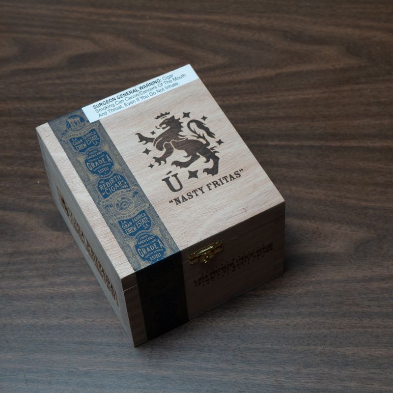 Liga Privada Unico Series by Drew Estate Papas Fritas (bx/25)