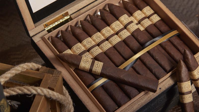 Rocky Patel Decade Cigars Toro Tubo (bx/10)