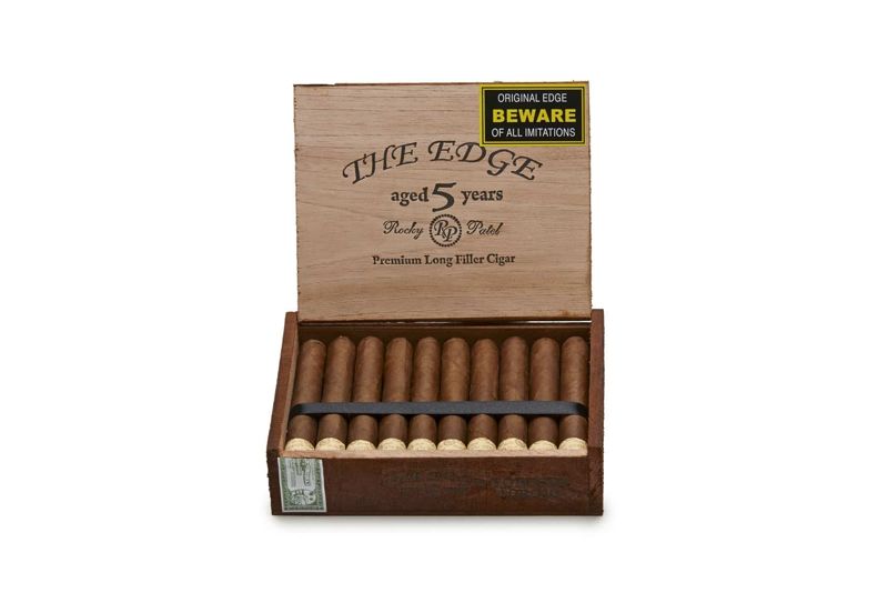 Rocky Patel The Edge Corojo Toro Corojo (pk/5)