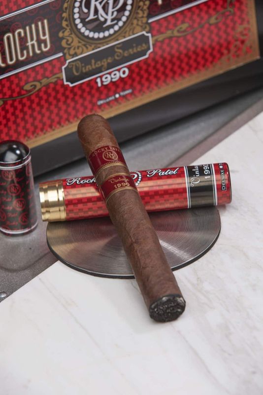 Rocky Patel Vintage 1990 Petite Corona (pk/5)