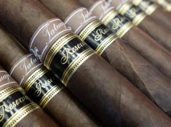 Tatuaje Miami Noellas (bx/25 single)