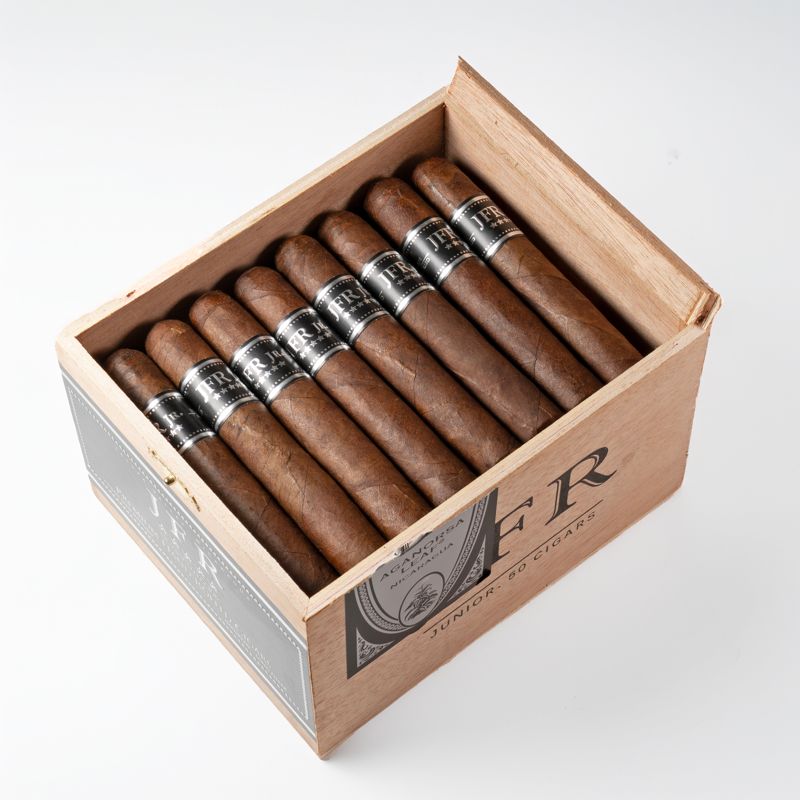 JFR Maduro Junior (bx/20 single)