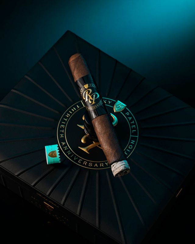 Rocky Patel 30th Anniversary Robusto (Box of 20 single)