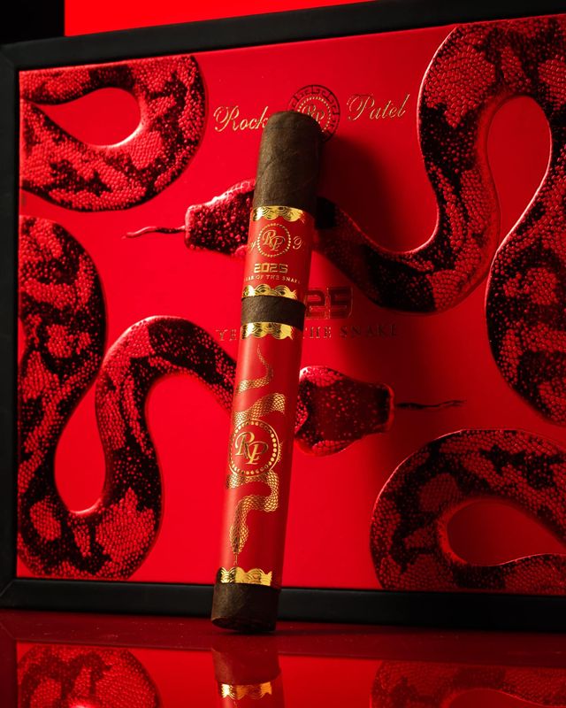Rocky Patel Year of the Snake Toro (bx/10 single)