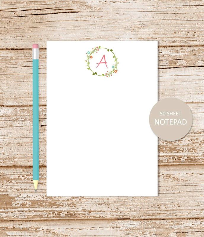 personalized stationery set . floral wreath notepad + note card set . initial . womens notecards note pad . botanical stationary gift set