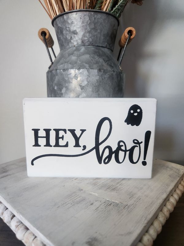 Hey Boo Sign