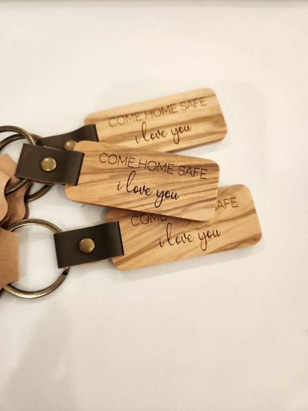Come Home Safe Keychain - I Love you