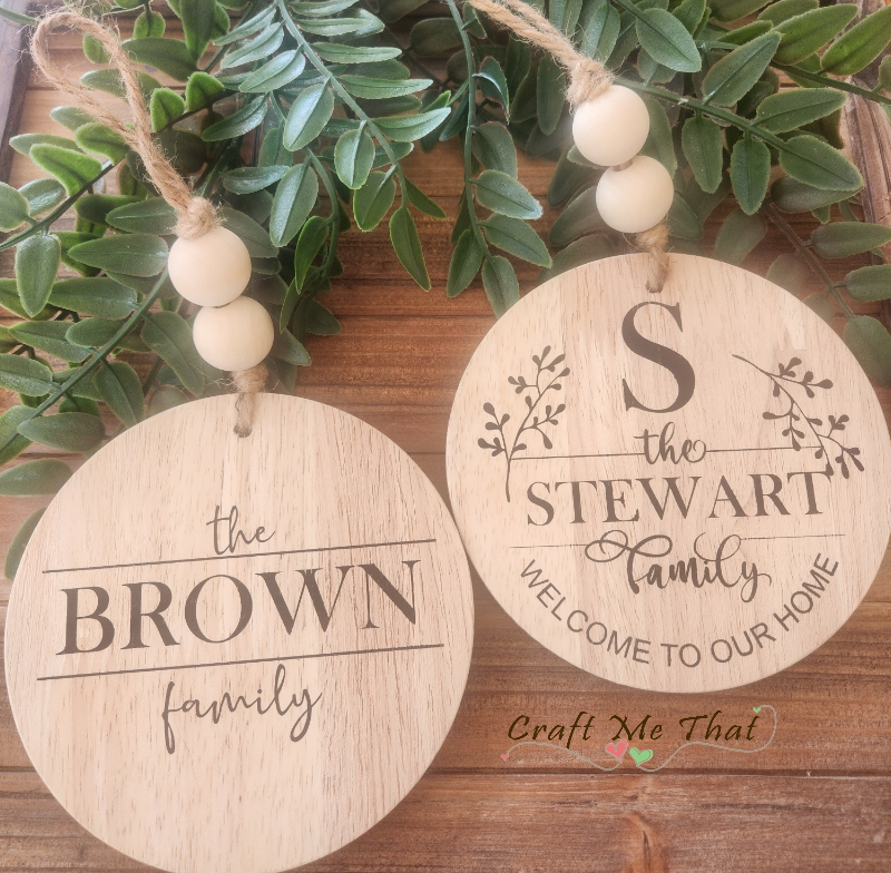 Last Name/Family - Round Wooden Wall Art Sign