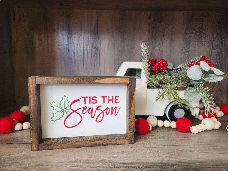 Tis the season w/mistletoe