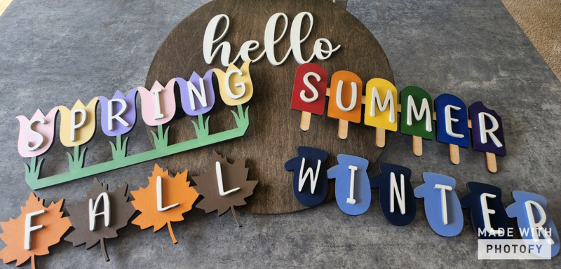 Interchangeable Season Door Hanger