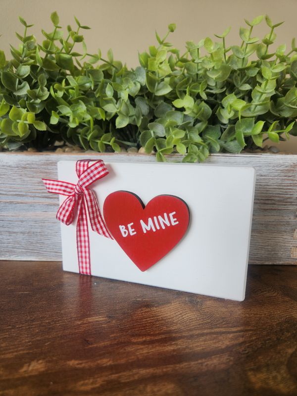 Be Mine Free Standing Envelope RED