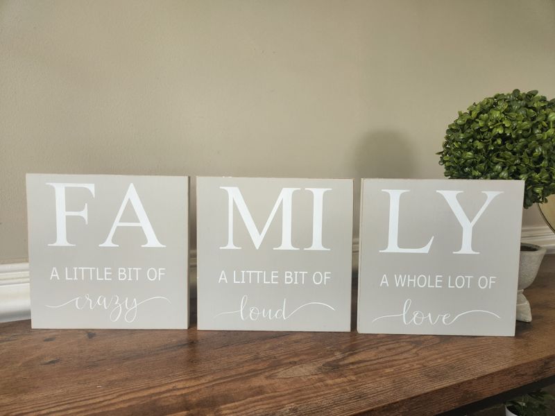 3 Piece Freestanding Family Sign