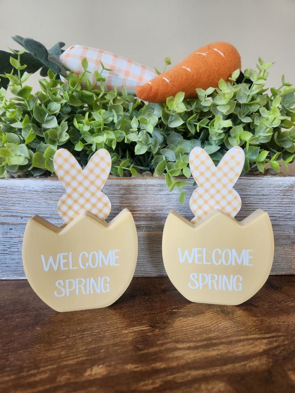 Welcome Spring Easter Decor - Yellow Plaid