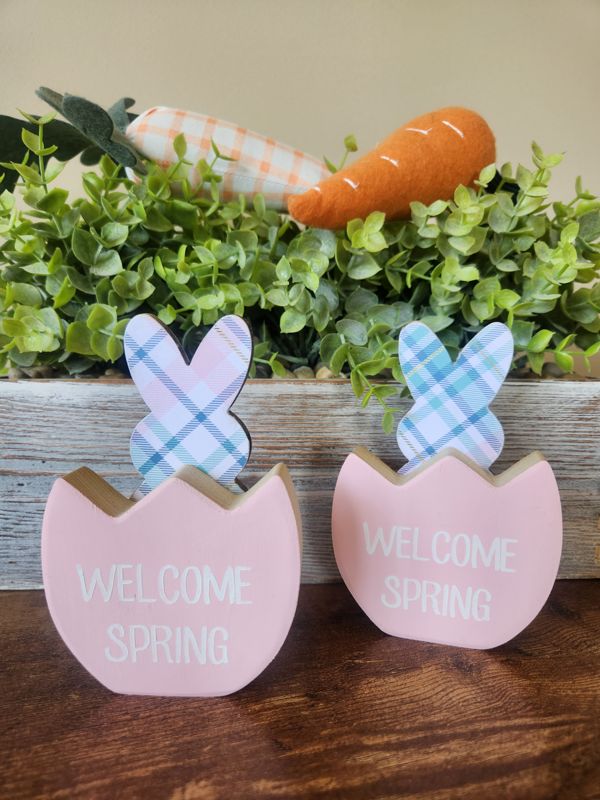 Welcome Spring Easter Decor - Blue/Pink Plaid