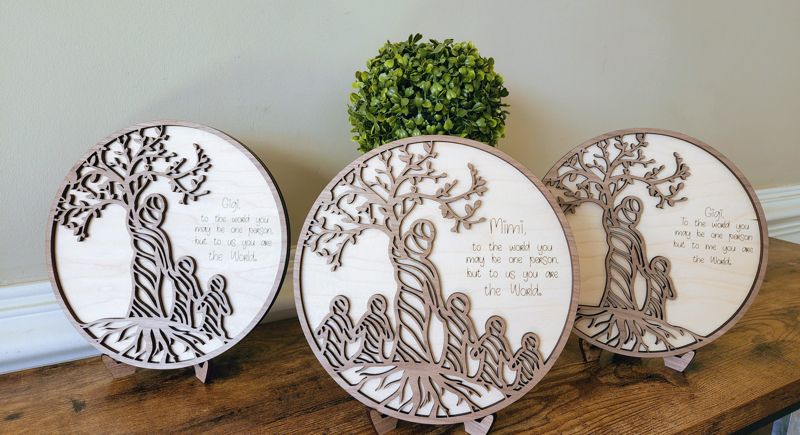 Grandmother/Mother Tree With Children 1 to 5 Children/Grandchildren