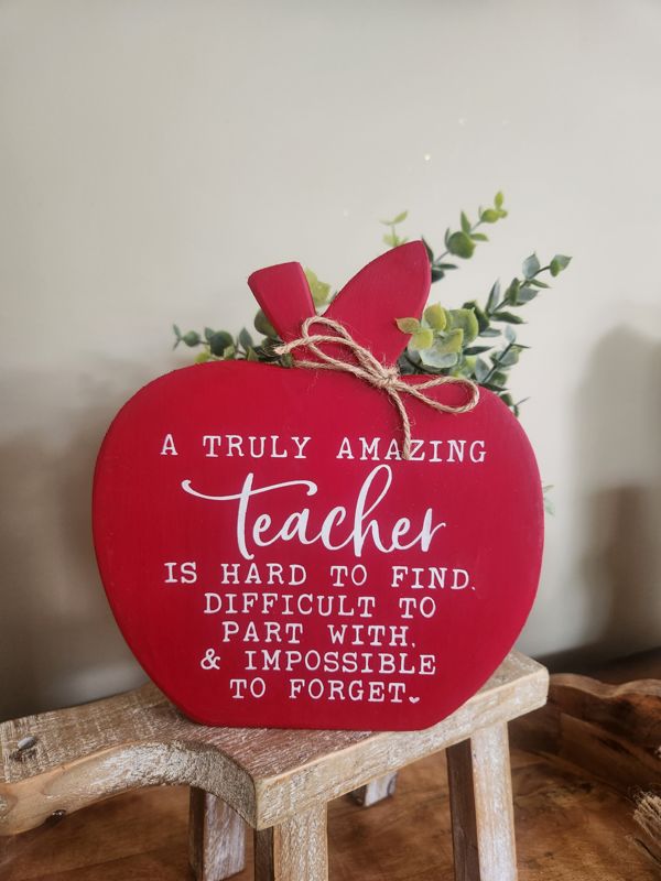 Teacher Apple Sign - A Truly Amazing Teacher