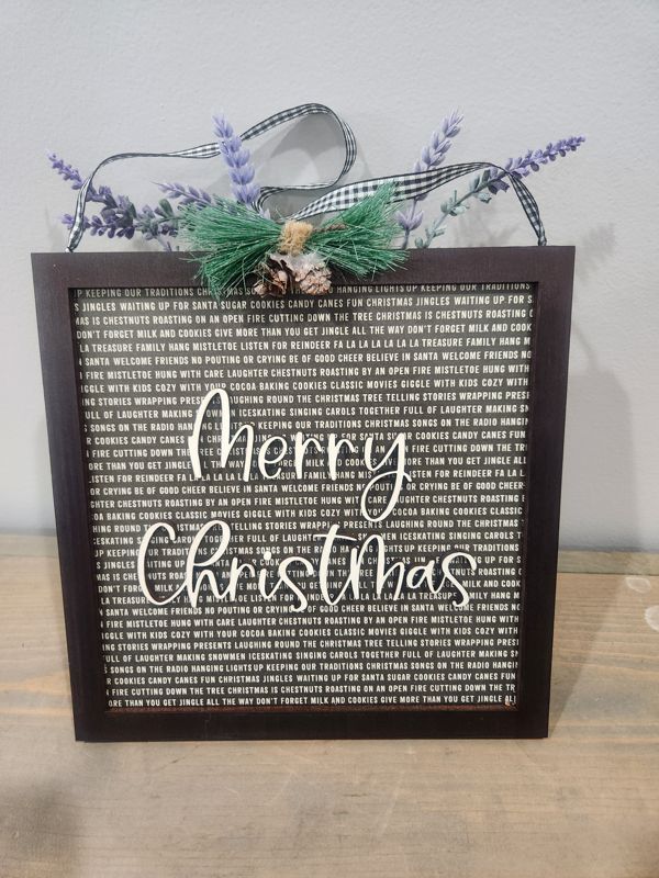 MERRY CHRISTMAS SIG - BLACK PATTERNED BACKGROUND