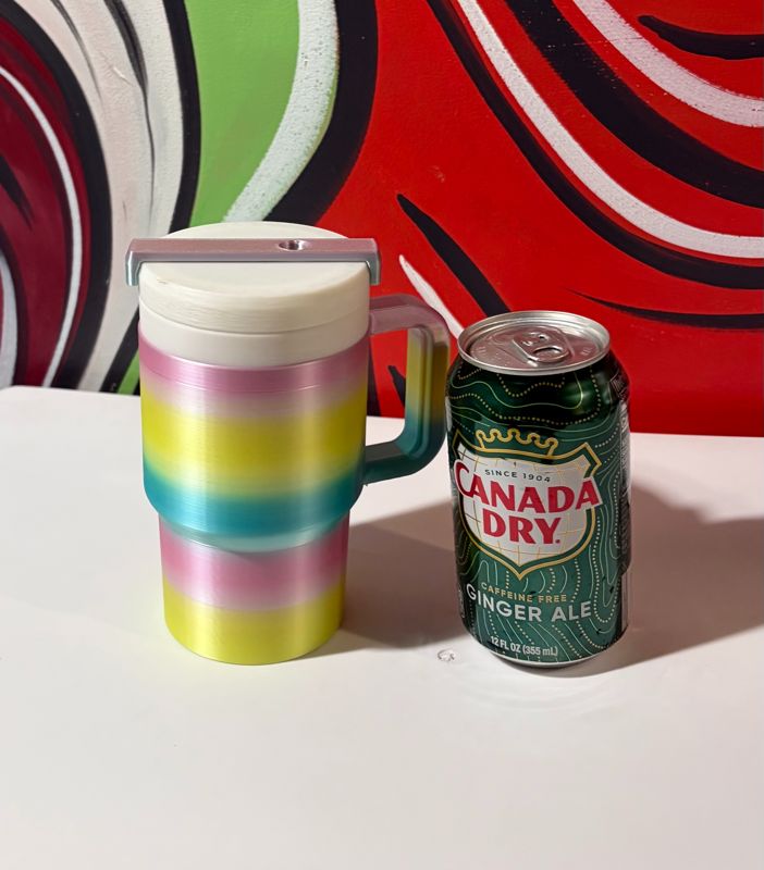 Tumbler Style Soda Can Holder