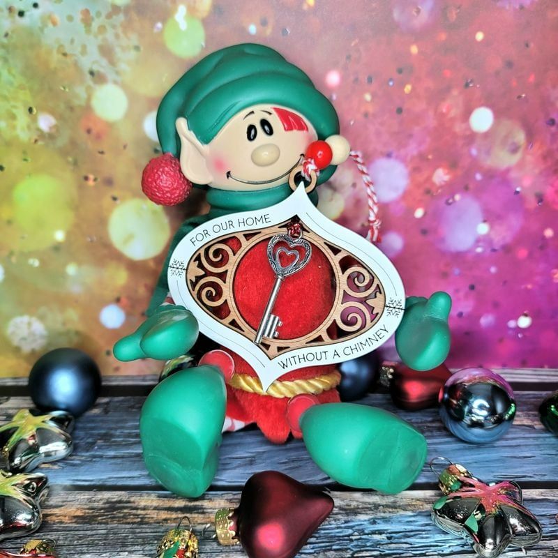 Magical Santa Key Ornament: Handcrafted, Laser-Cut, and Customizable for Enchanting Holiday Moments
