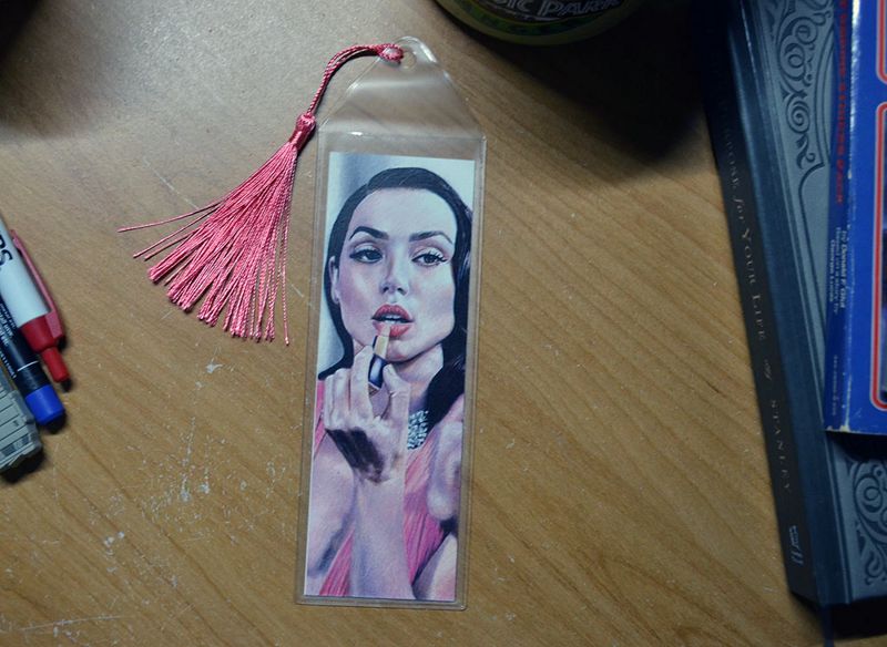 Ana de Armas 7.75 x 2.30 Bookmark with Tassel