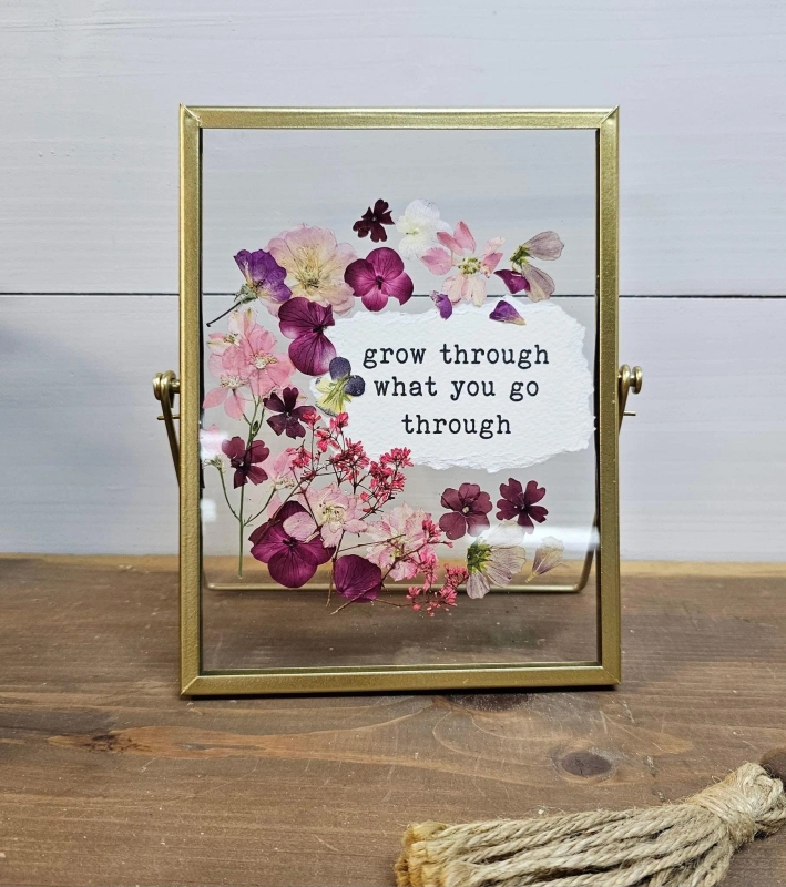Sip and Create 11-2-26 (Pressed Flower Floating frame)